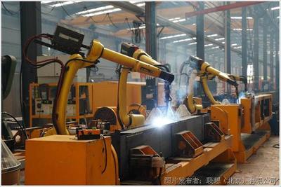 聯想榮膺行業先鋒 內生外化雙驅動，軟件開發助力制造業轉型升級