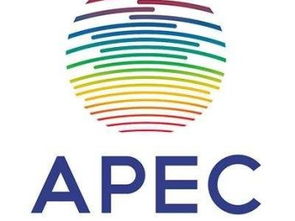 專業翻譯服務 承攬筆譯、口譯、同聲傳譯及蓋章業務